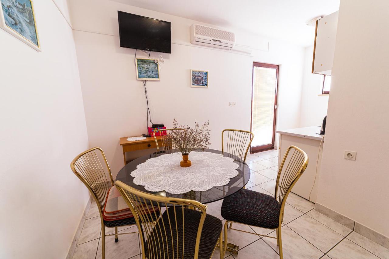 נובליה Apartmani Antonia מראה חיצוני תמונה