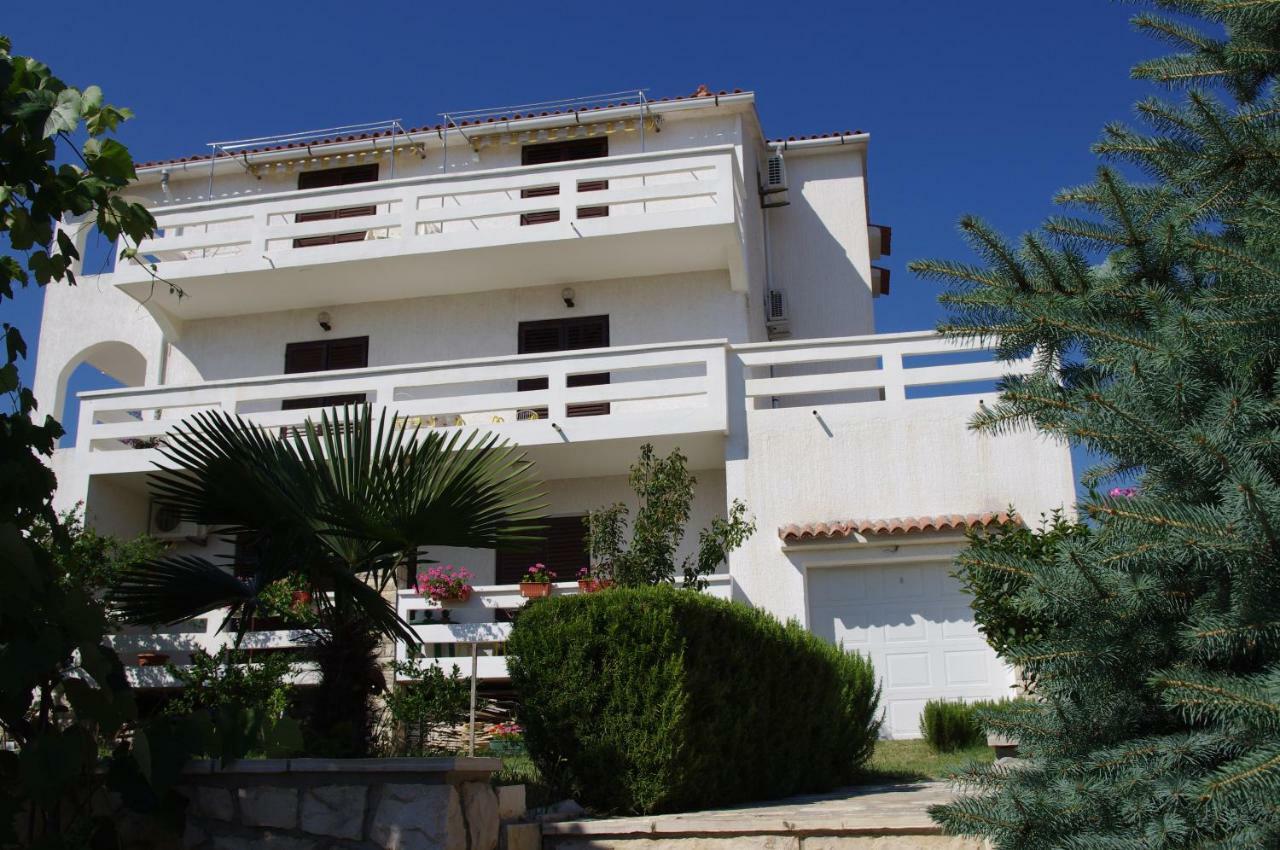 נובליה Apartmani Antonia מראה חיצוני תמונה