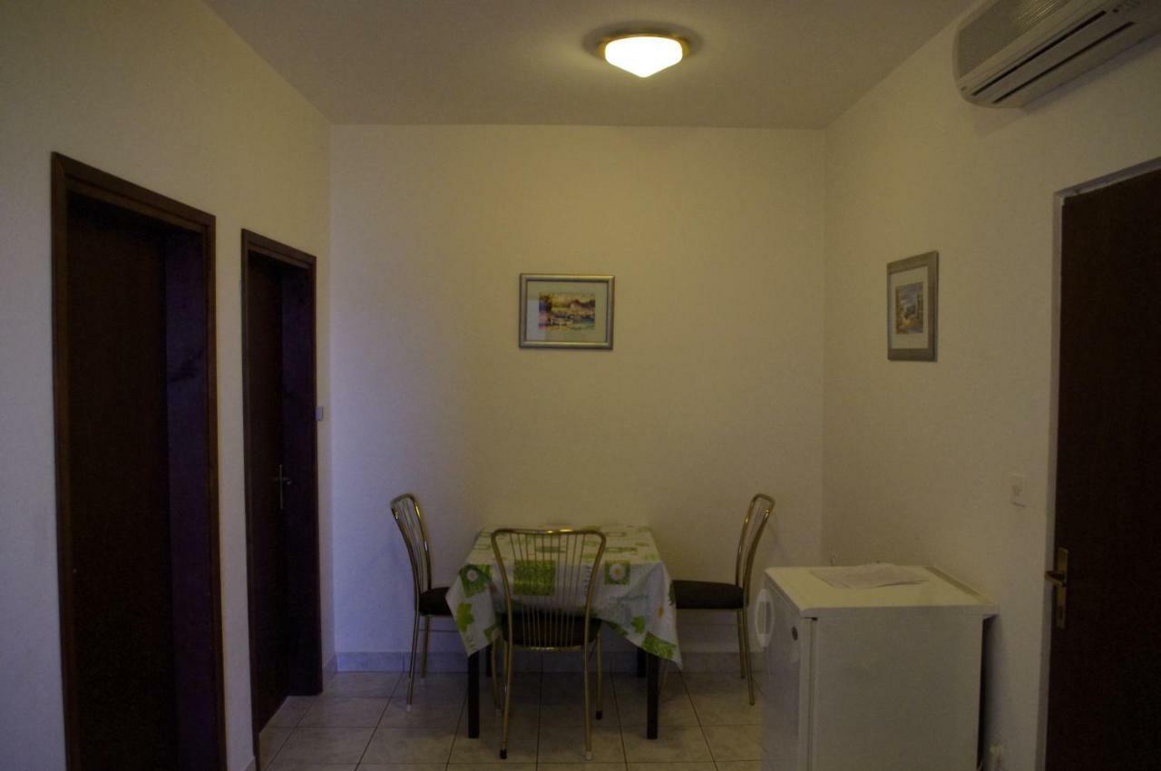נובליה Apartmani Antonia מראה חיצוני תמונה